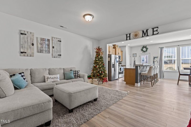 88 Hanging Moss Trl, Clayton, NC 27527