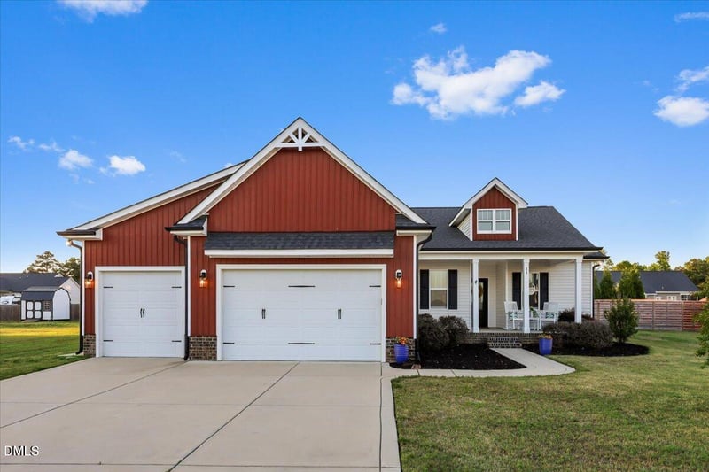 88 Heath Dr, Lillington, NC 27546