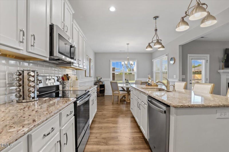 88 Heath Dr, Lillington, NC 27546