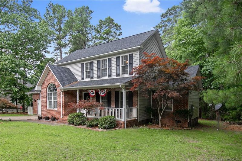 88 Lakeside Ln, Sanford, NC 27332