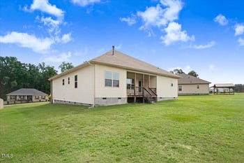 88 Longo Ln, Benson, NC 27504