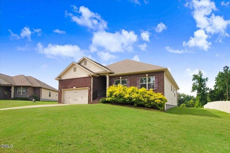 88 Longo Ln, Benson, NC 27504