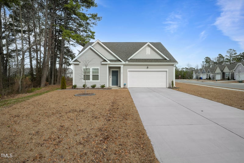 88 Molly Mac Ln, Angier, NC 27501