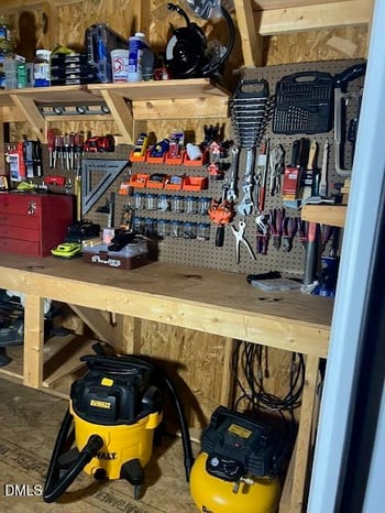 88 Stardust Ln, Selma, NC 27576