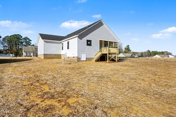 88 Tee Dr, Selma, NC 27576