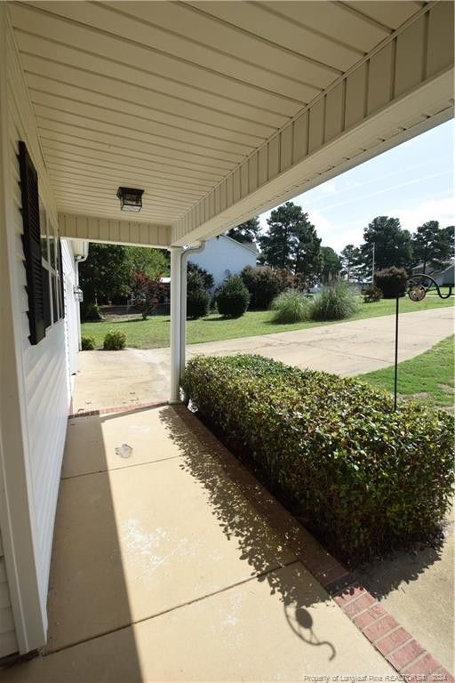 88 White Oak Cir, Sanford, NC 27332