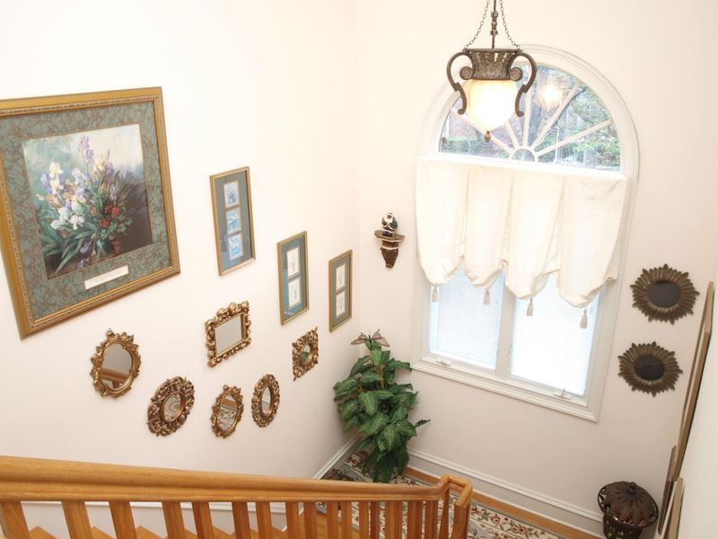 8800 Maymont Dr, Raleigh, NC 27615