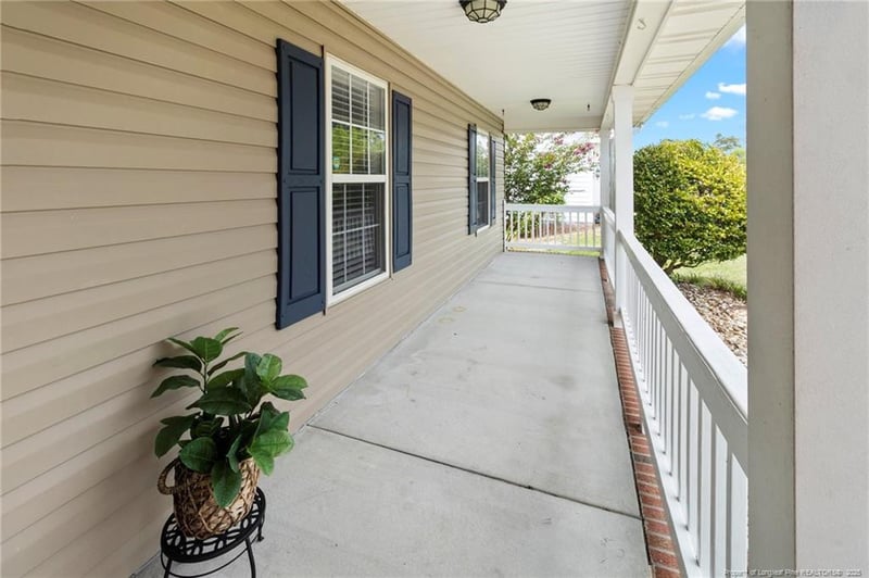 8801 Grouse Run Ln, Fayetteville, NC 28314