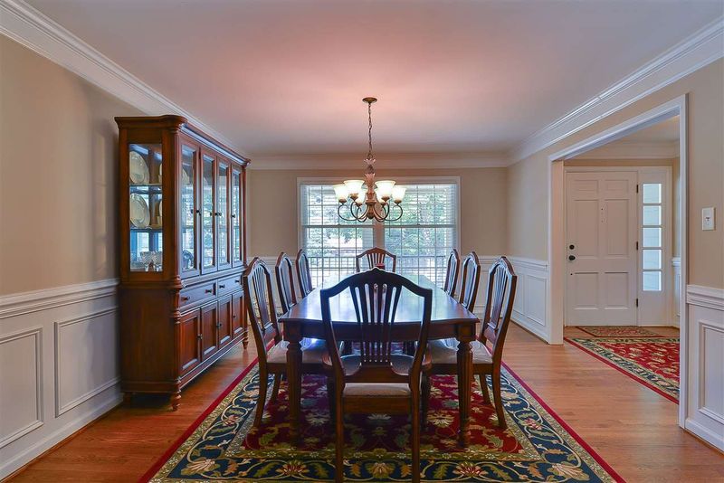 8801 Katharina Ct, Raleigh, NC 27613