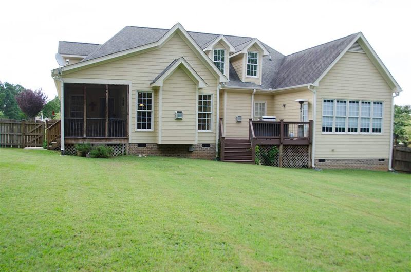 8801 Sunflower Meadows Ln, Wake Forest, NC 27587