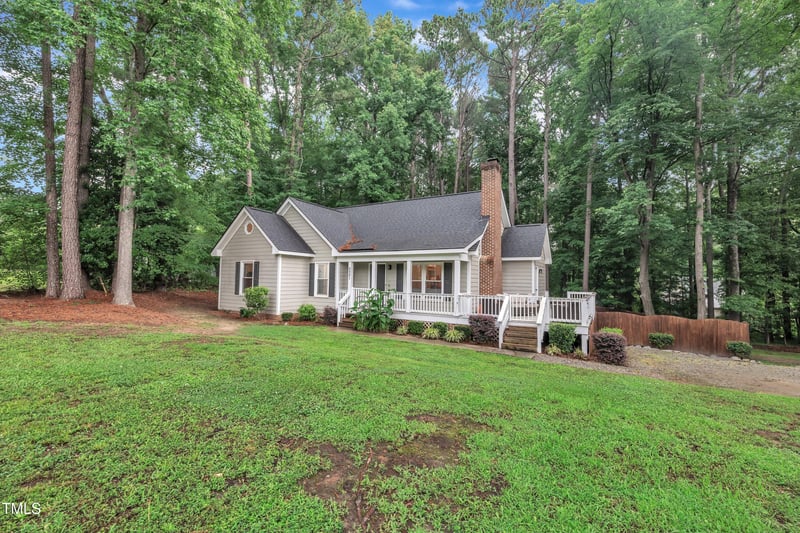 8801 Valley Hill Ct, Apex, NC 27539
