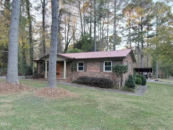 8803 Rollingwood Rd, Chapel Hill, NC 27516