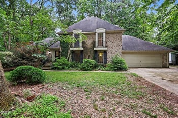 8804 N View Ct, Raleigh, NC 27613