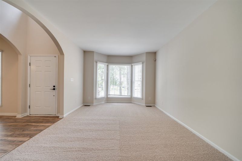 8805 Attingham Dr, Raleigh, NC 27615