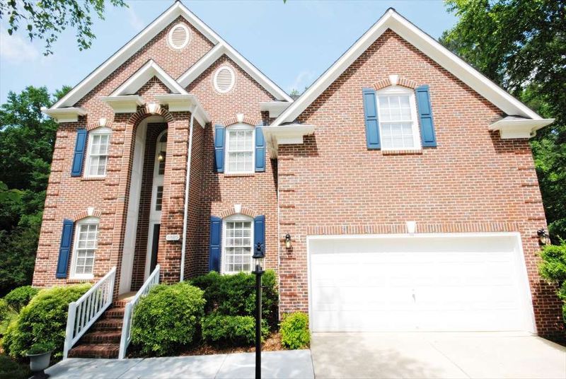 8805 Braceridge Rd, Raleigh, NC 27613