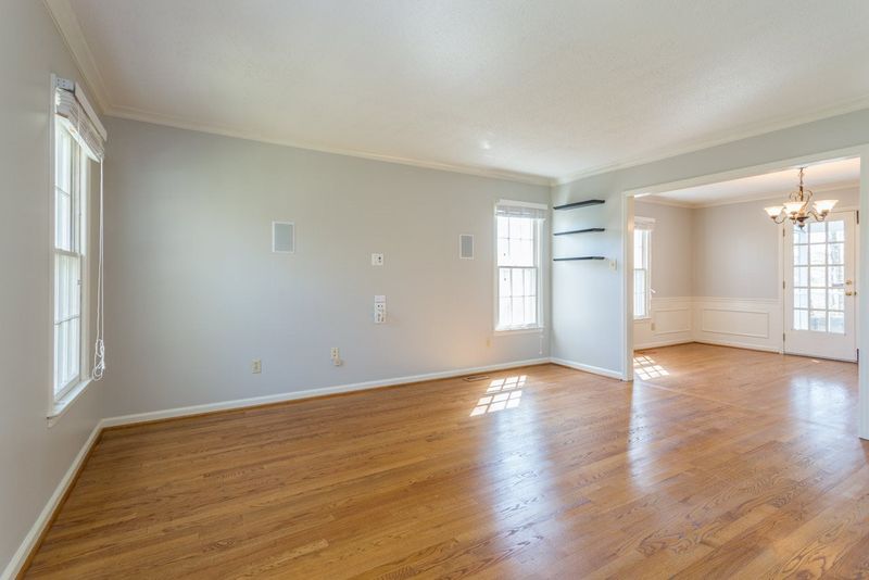 8805 Woodstone Dr, Raleigh, NC 27615
