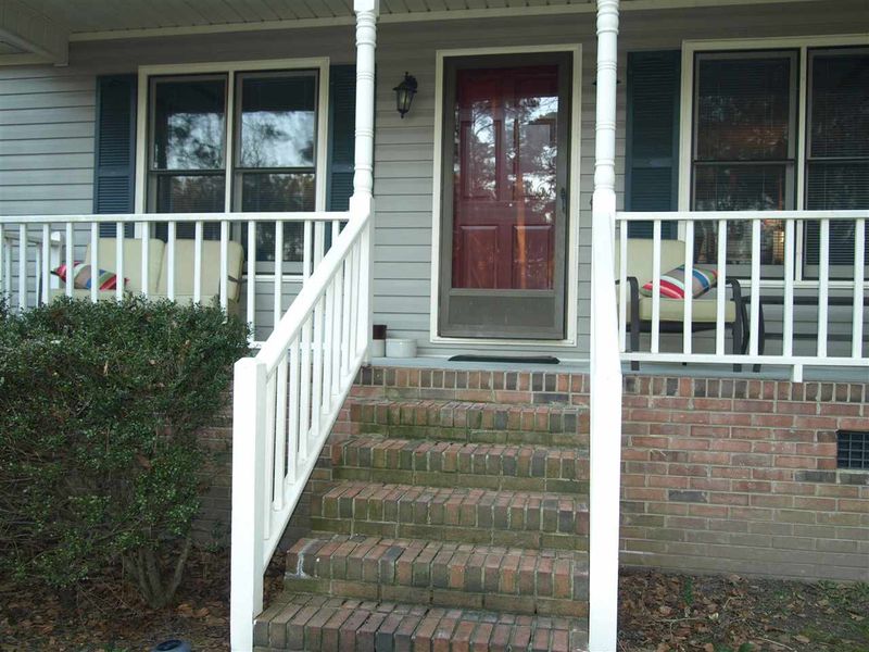 8806 Crestwood Ct, Garner, NC 27529