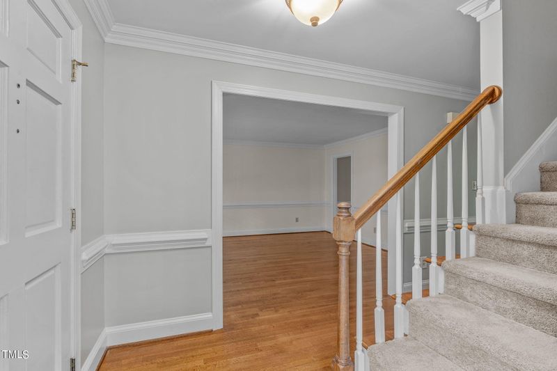 8808 Bickley Pl, Raleigh, NC 27613