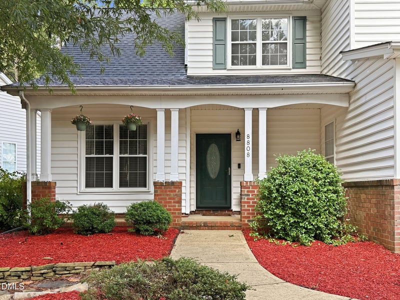 8808 Blakehurst Dr, Raleigh, NC 27617