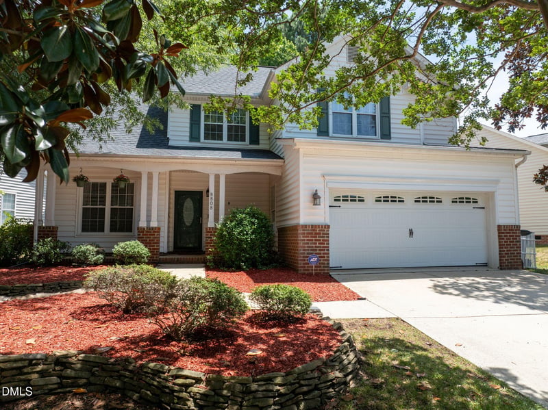 8808 Blakehurst Dr, Raleigh, NC 27617