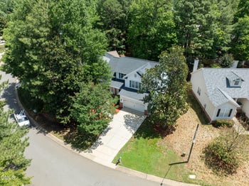 8808 Blakehurst Dr, Raleigh, NC 27617