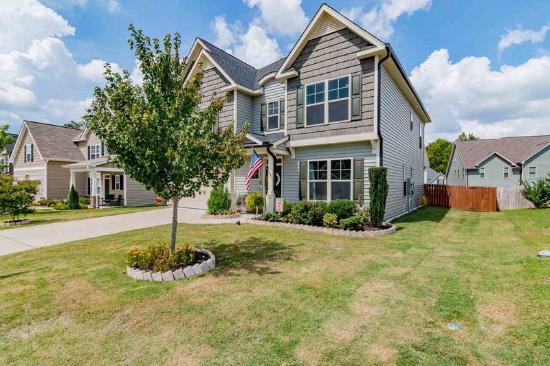 8808 Buffalo Gourd Ln, Angier, NC 27501