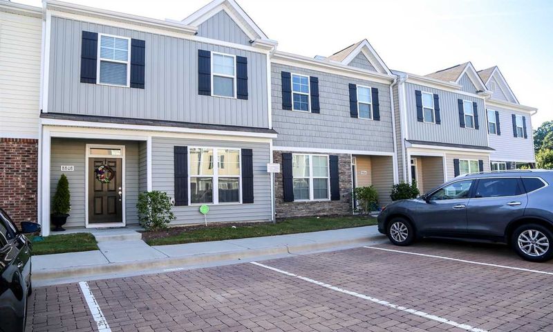 8808 Commons Townes Dr, Raleigh, NC 27616