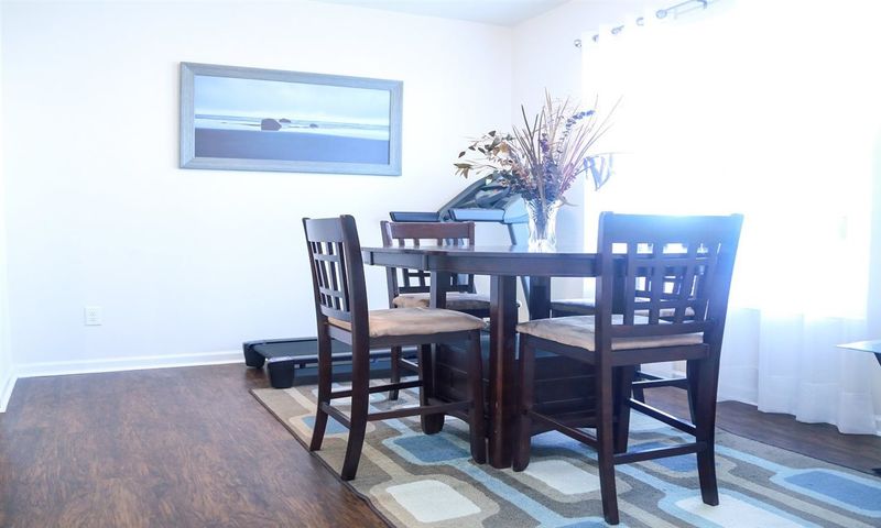 8808 Commons Townes Dr, Raleigh, NC 27616