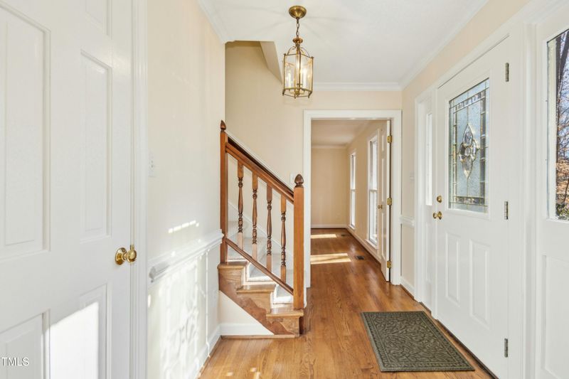 8808 Limestone Ct, Raleigh, NC 27615
