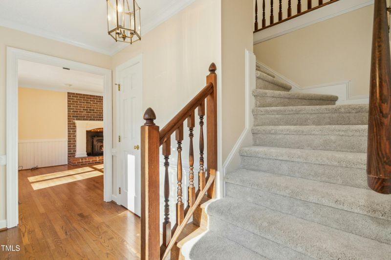 8808 Limestone Ct, Raleigh, NC 27615