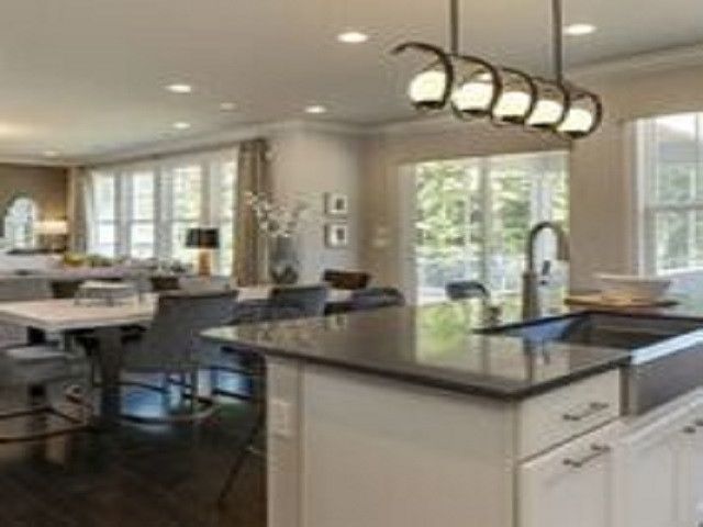 8808 Moss Glen Dr, Raleigh, NC 27617