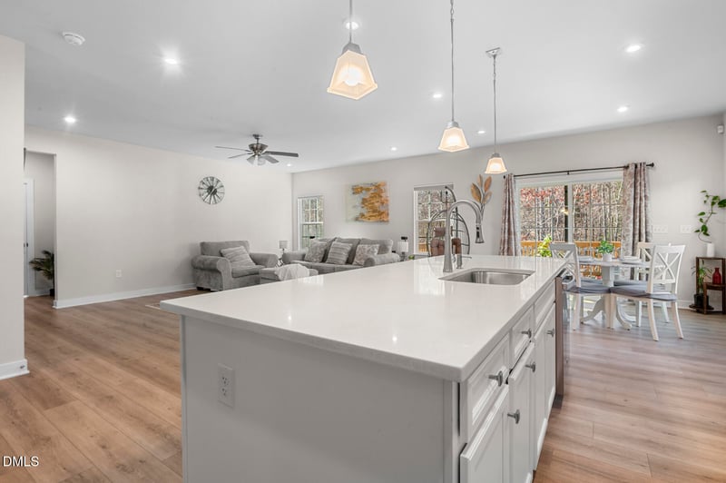 8808 Tartan Clan Dr, Willow Springs, NC 27592