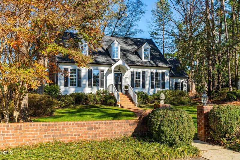 8809 Mourning Dove Rd, Raleigh, NC 27615