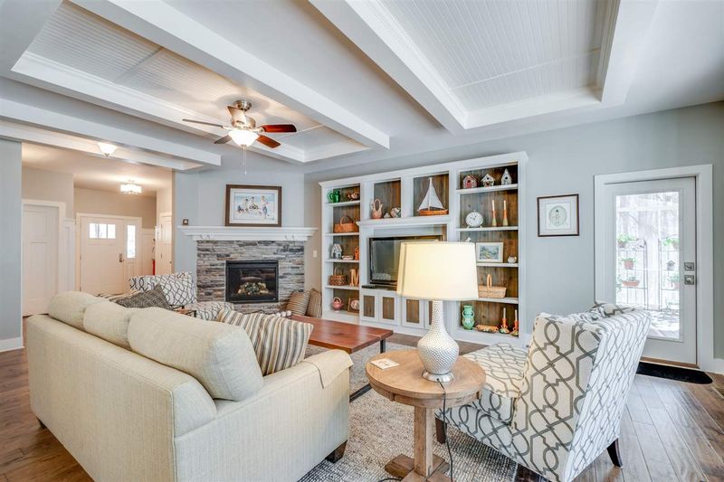 8809 Timberland Dr, Wake Forest, NC 27587