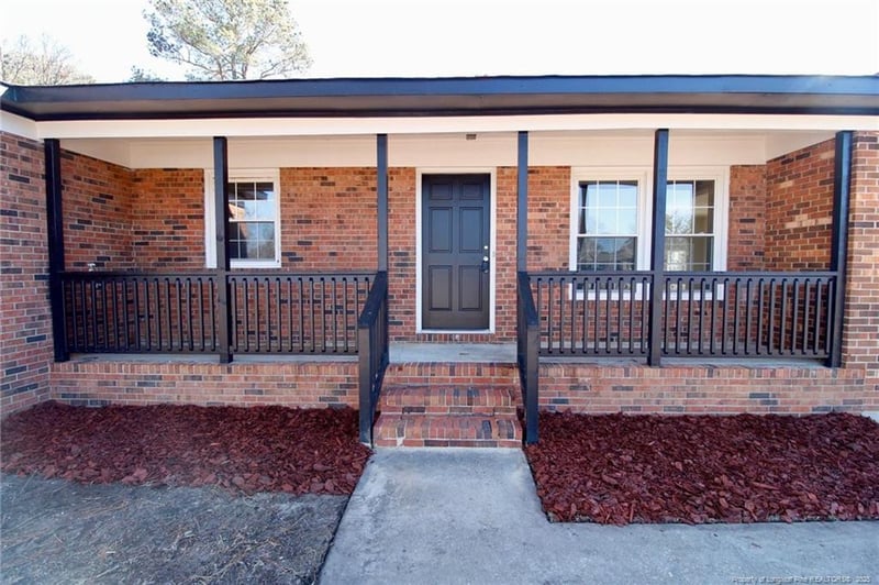 881 Sunbury Dr, Fayetteville, NC 28311