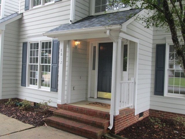 8812 Kirkstall Ct, Raleigh, NC 27615