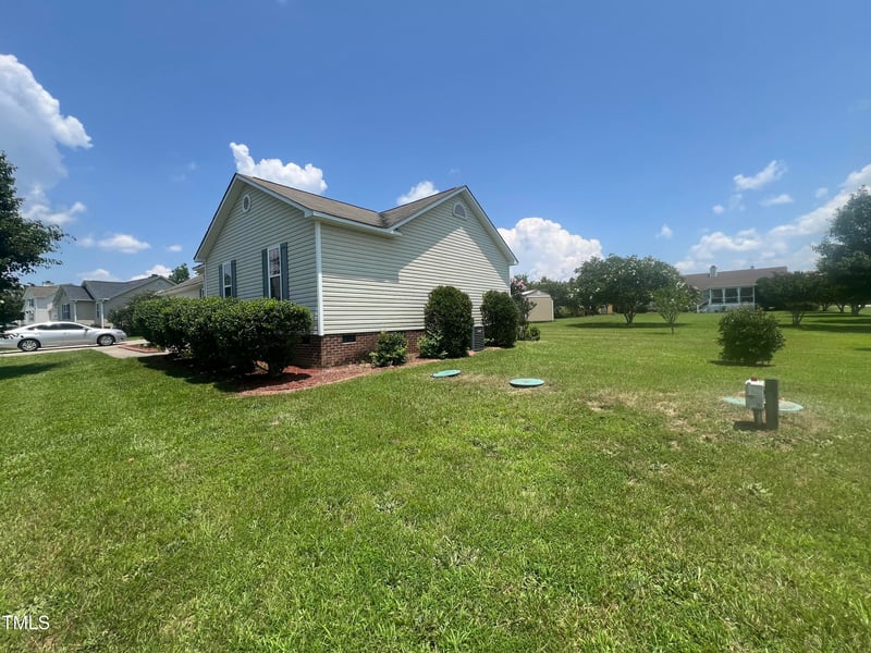 8812 Love Field Ct, Willow Springs, NC 27592