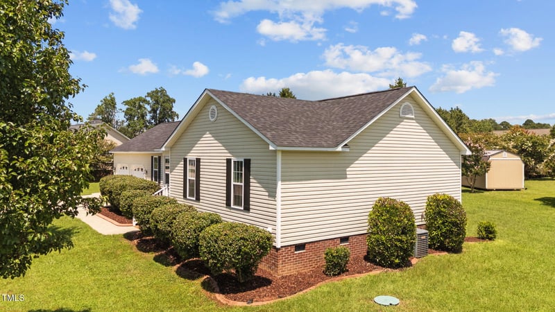 8812 Love Field Ct, Willow Springs, NC 27592