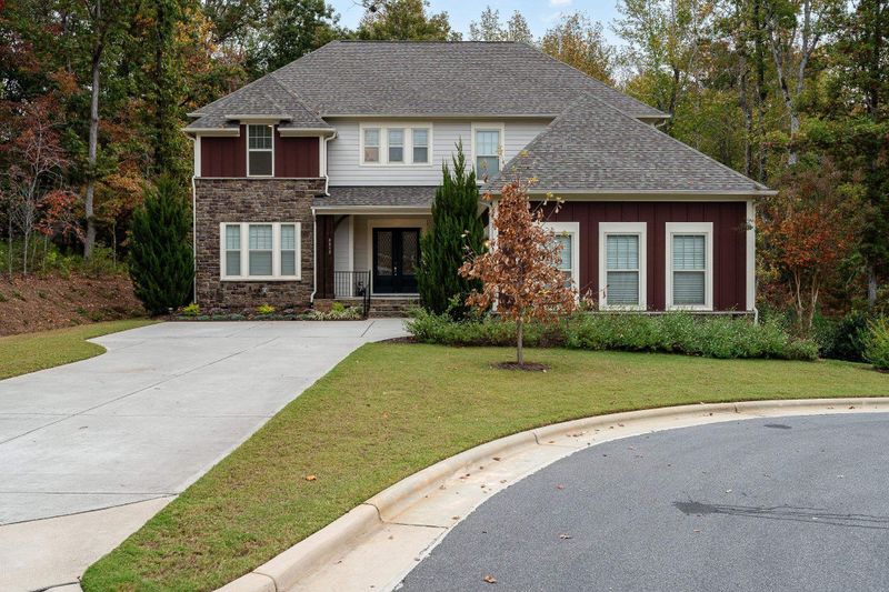 8812 Noble Flaire Dr, Raleigh, NC 27606