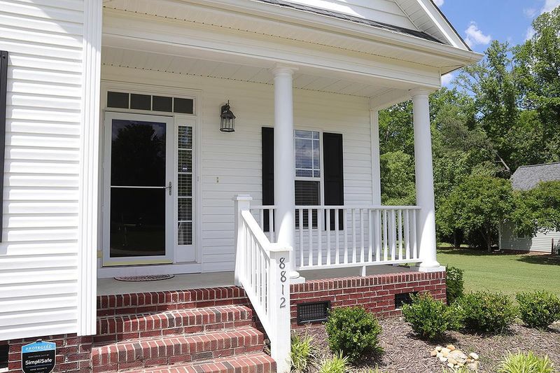 8812 Oregon Inlet Ct, Raleigh, NC 27603