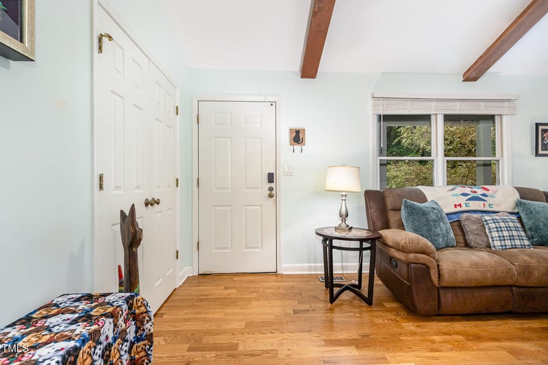 8812 Valley Hill Ct, Apex, NC 27539