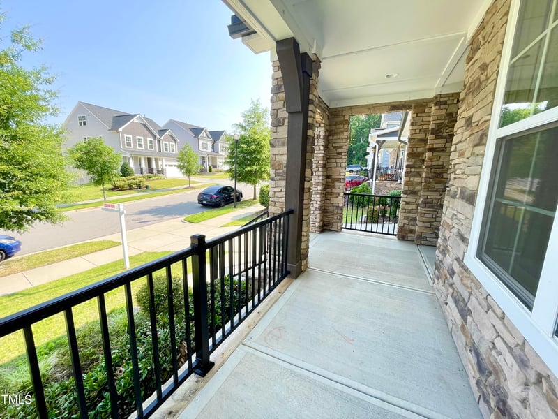 8813 Moss Glen Dr, Raleigh, NC 27617