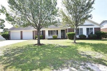 8813 Tin Lizza Dr, Fayetteville, NC 28314