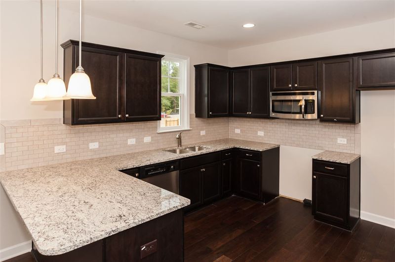 8816 Buffalo Gourd Ln, Angier, NC 27501