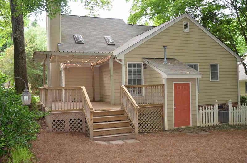 8816 Life Ln, Raleigh, NC 27615