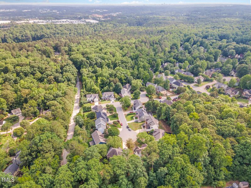 8816 Valley Springs Pl, Raleigh, NC 27615