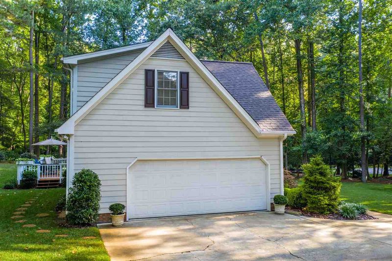 8817 Lomas Ct, Raleigh, NC 27615
