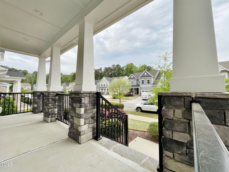 8817 Moss Glen Dr, Raleigh, NC 27617