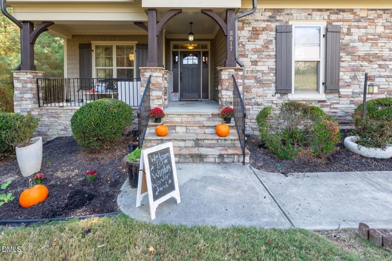 8817 Wormsloe Dr, Knightdale, NC 27545