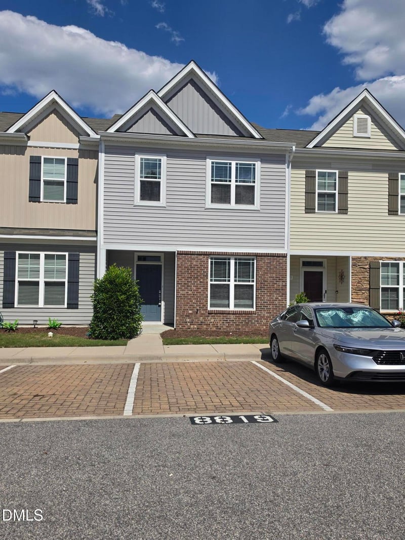 8819 Commons Townes Dr, Raleigh, NC 27616